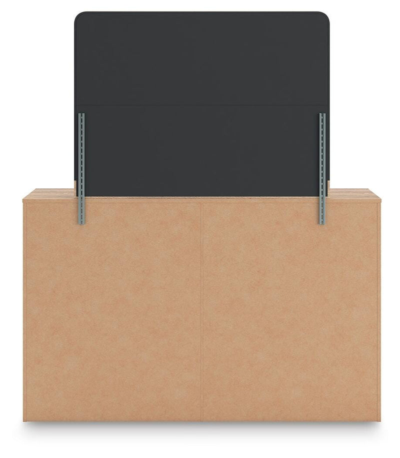 Kinlanni Bedroom Set
